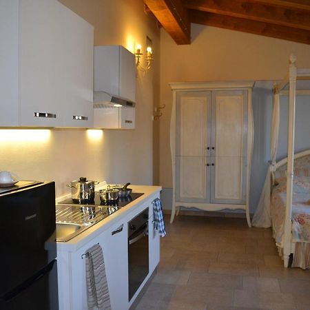 Agriturismo Otto Ducati D'Oro Isola della Scala Exteriör bild