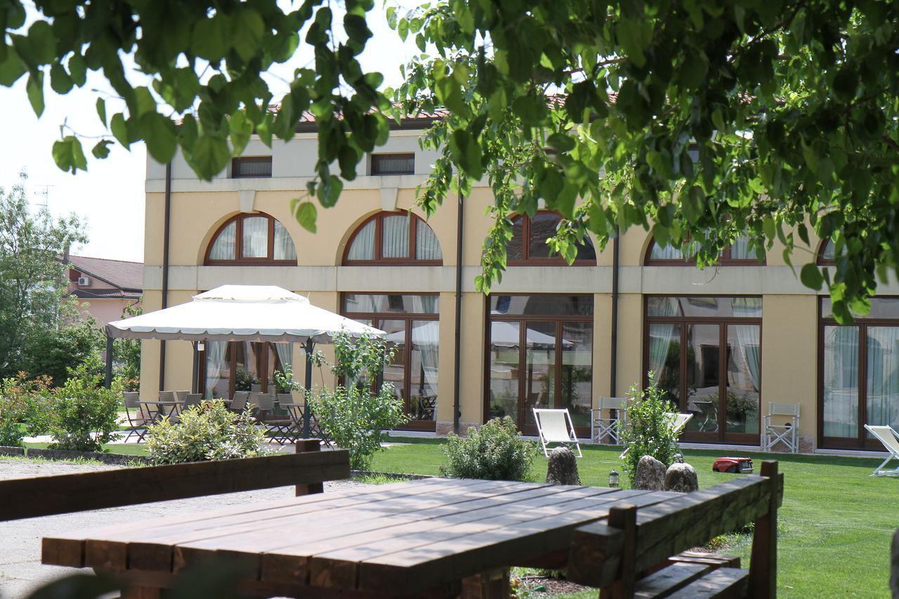 Agriturismo Otto Ducati D'Oro Isola della Scala Exteriör bild